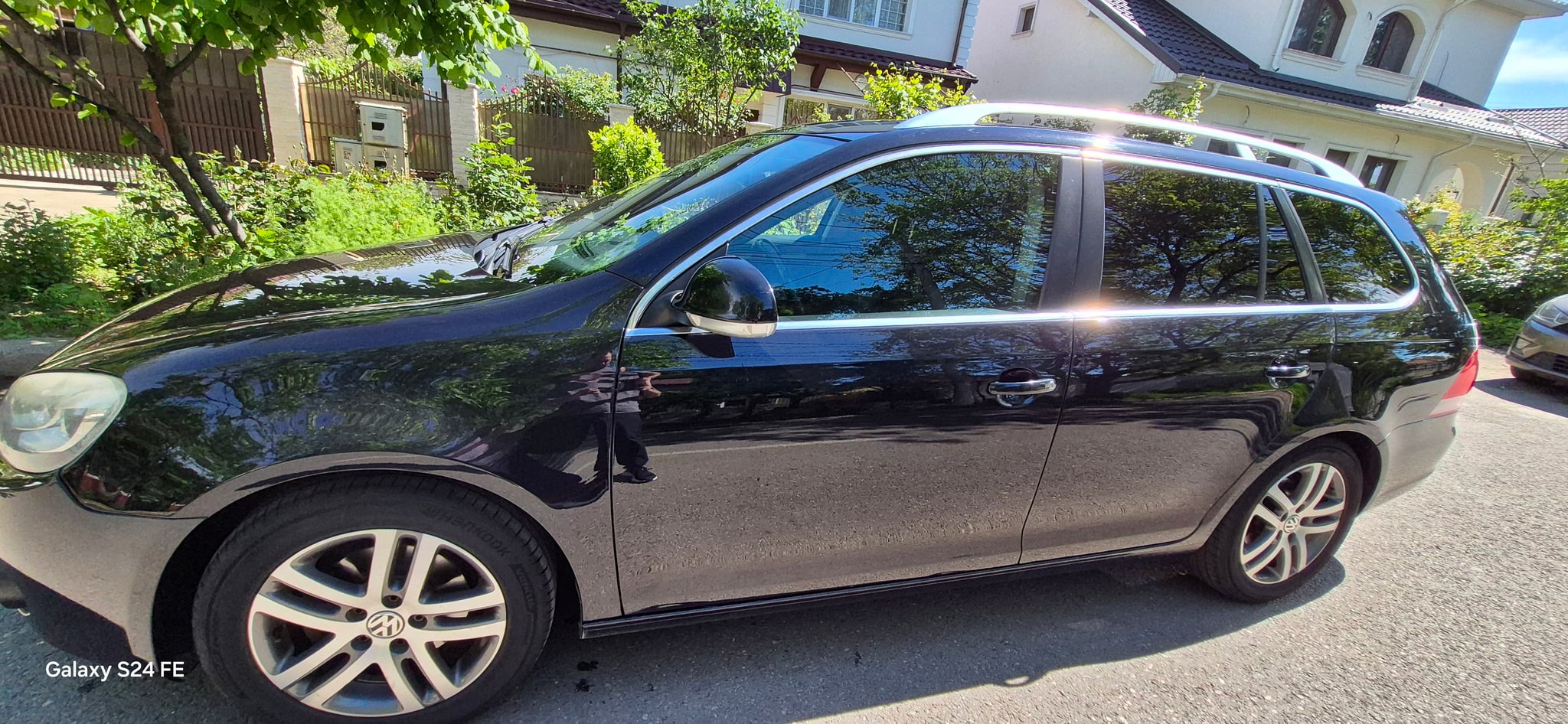 VOLKSWAGEN Golf 2010 — imagine 4