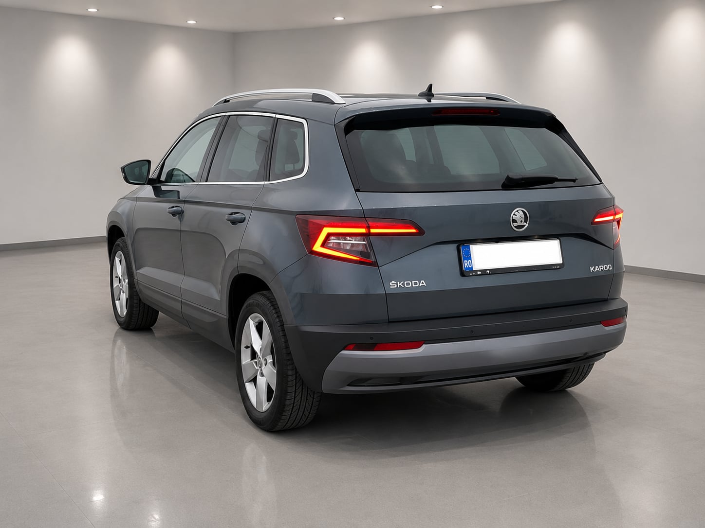 SKODA Karoq 2019 — imagine 4