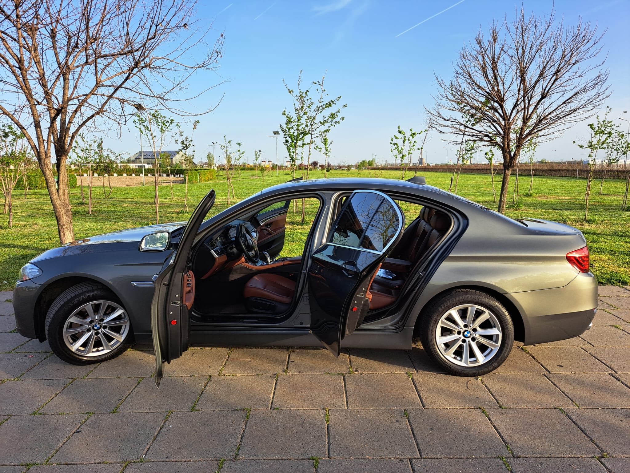 BMW Seria 5 2014 — imagine 12