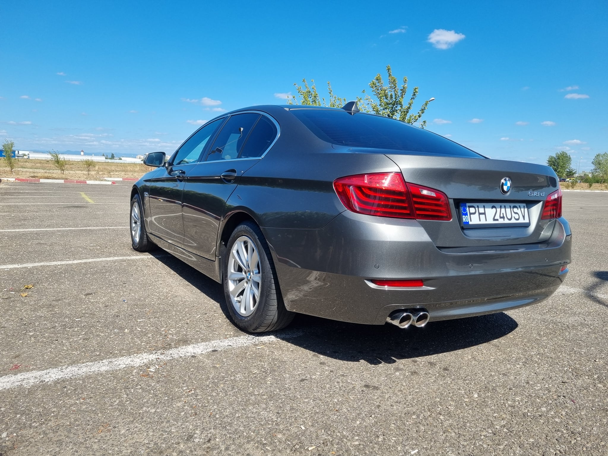 BMW Seria 5 2014 — imagine 2