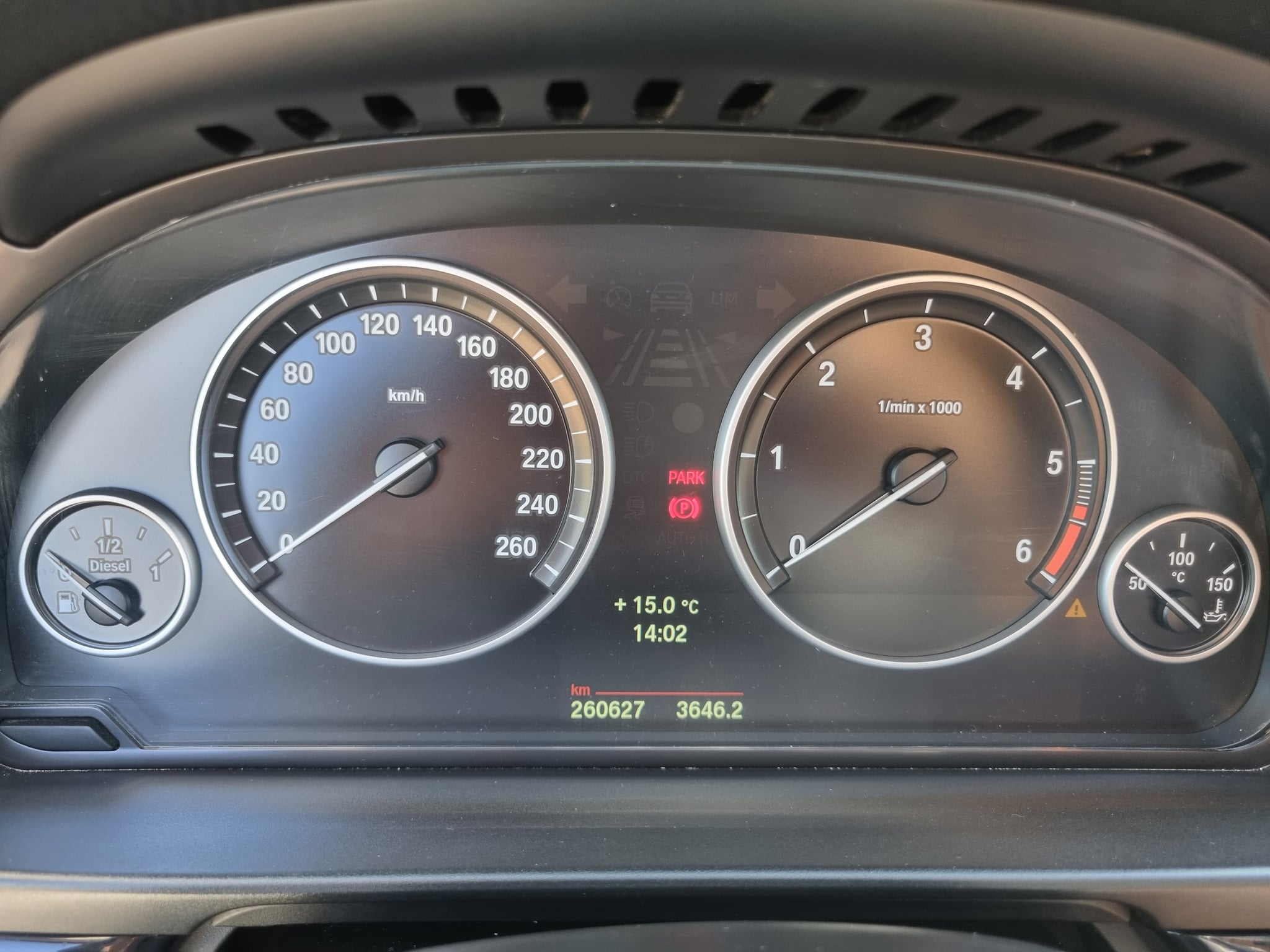 BMW Seria 5 2014 — imagine 14