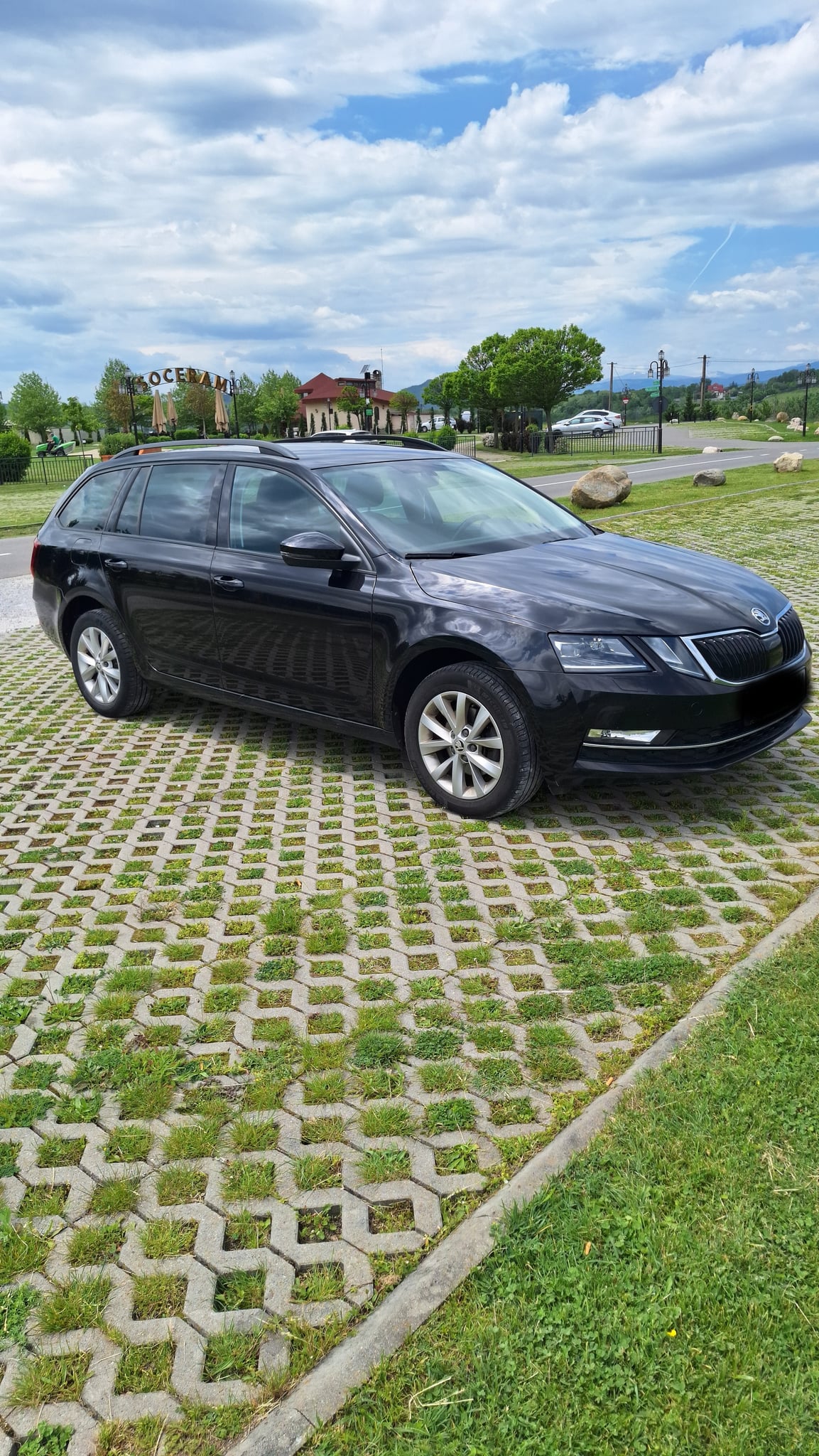 SKODA Octavia 2018 — imagine 5