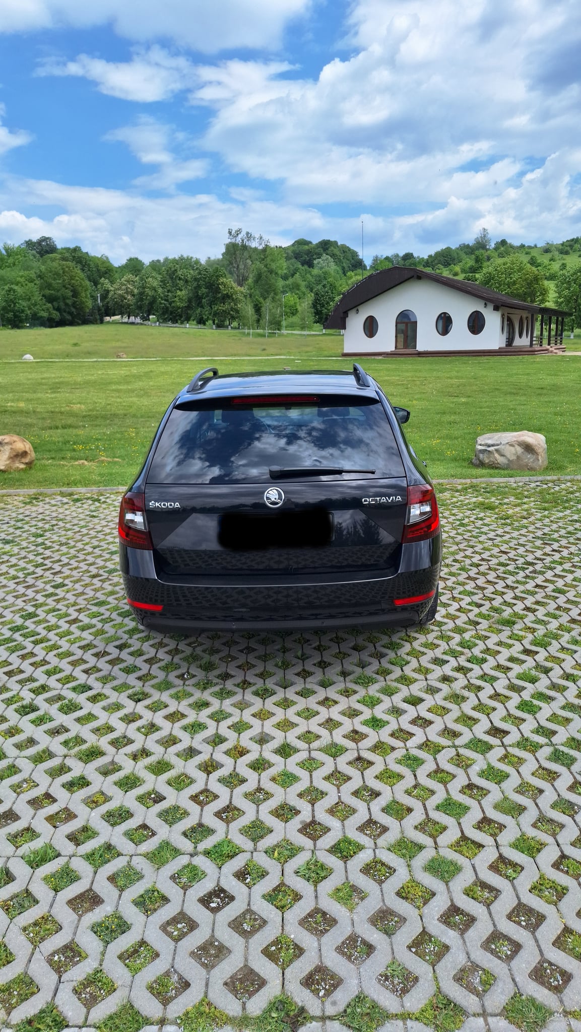 SKODA Octavia 2018 — imagine 2