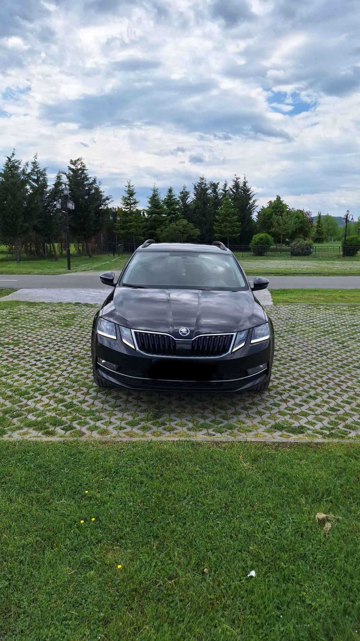 SKODA Octavia 2018 — imagine 1