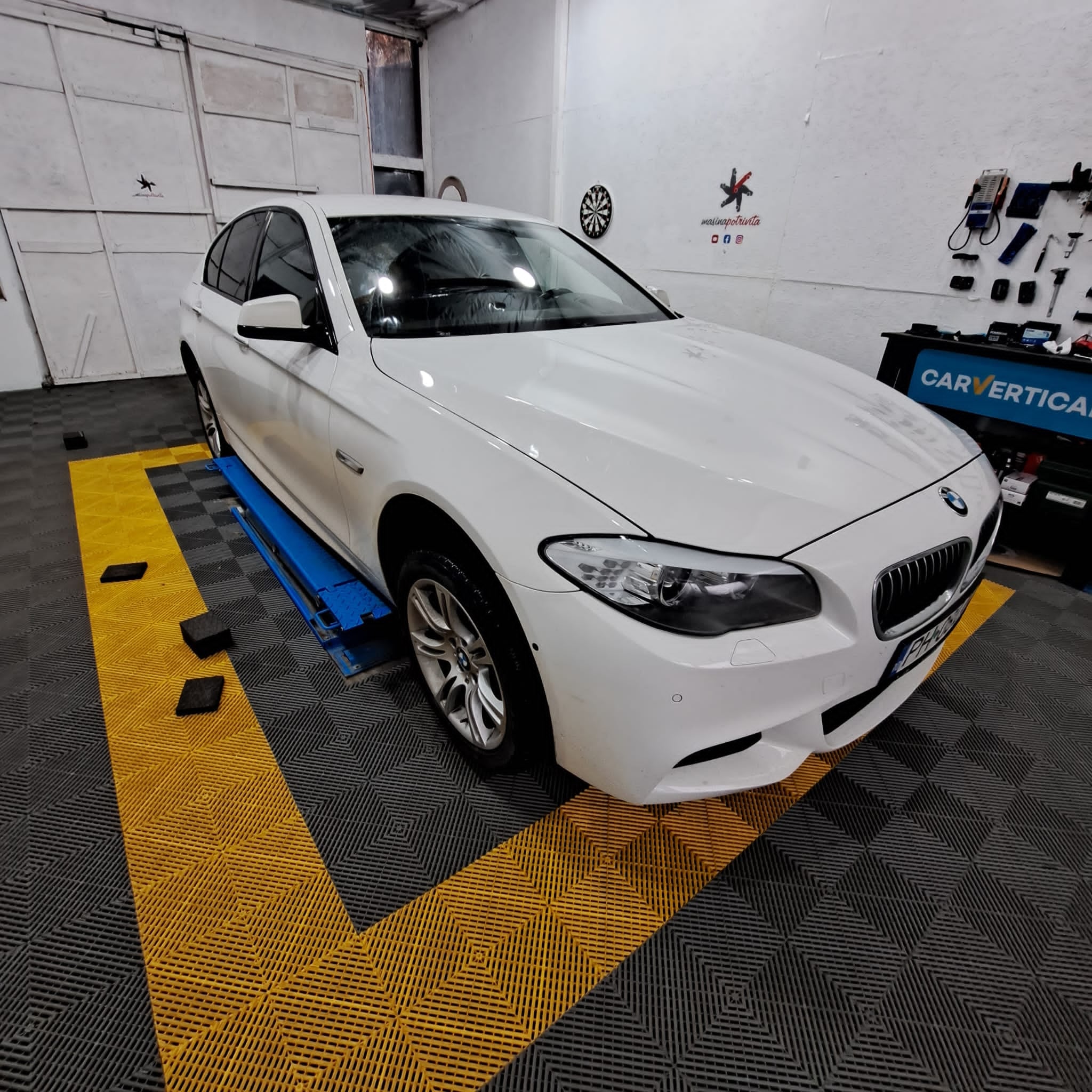 BMW Seria 5 2013 — imagine 8