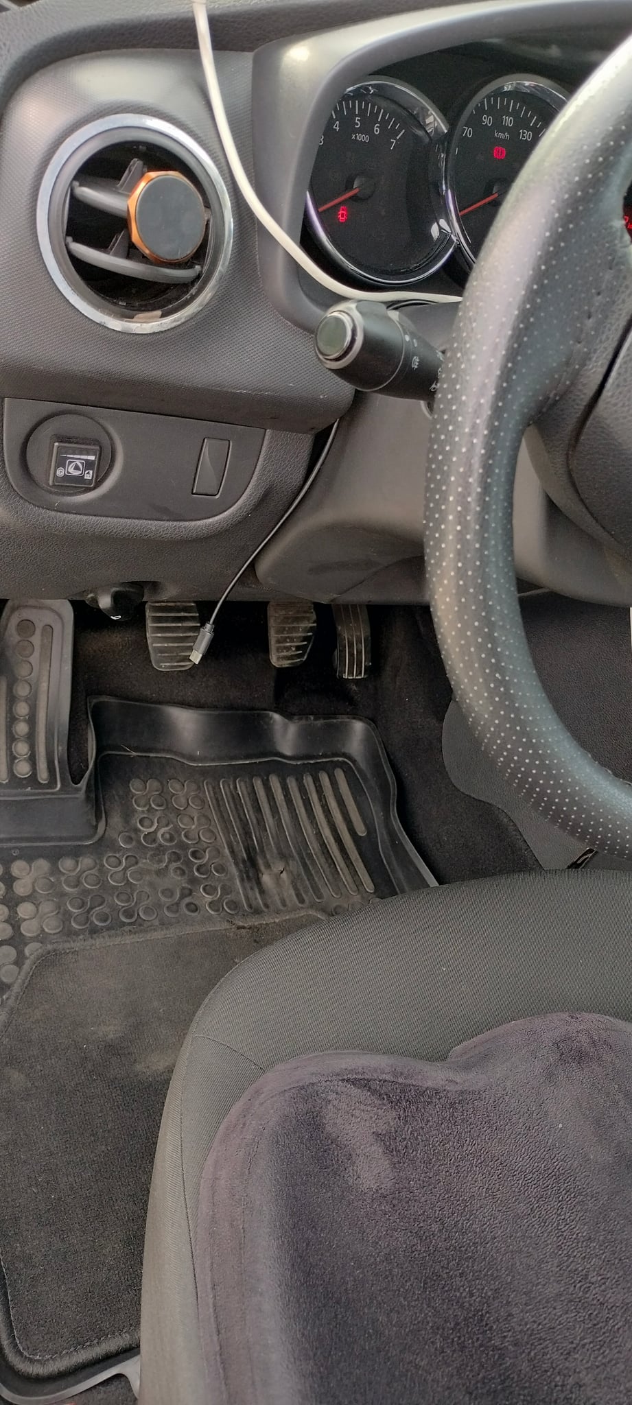 DACIA Logan 2015 — imagine 7