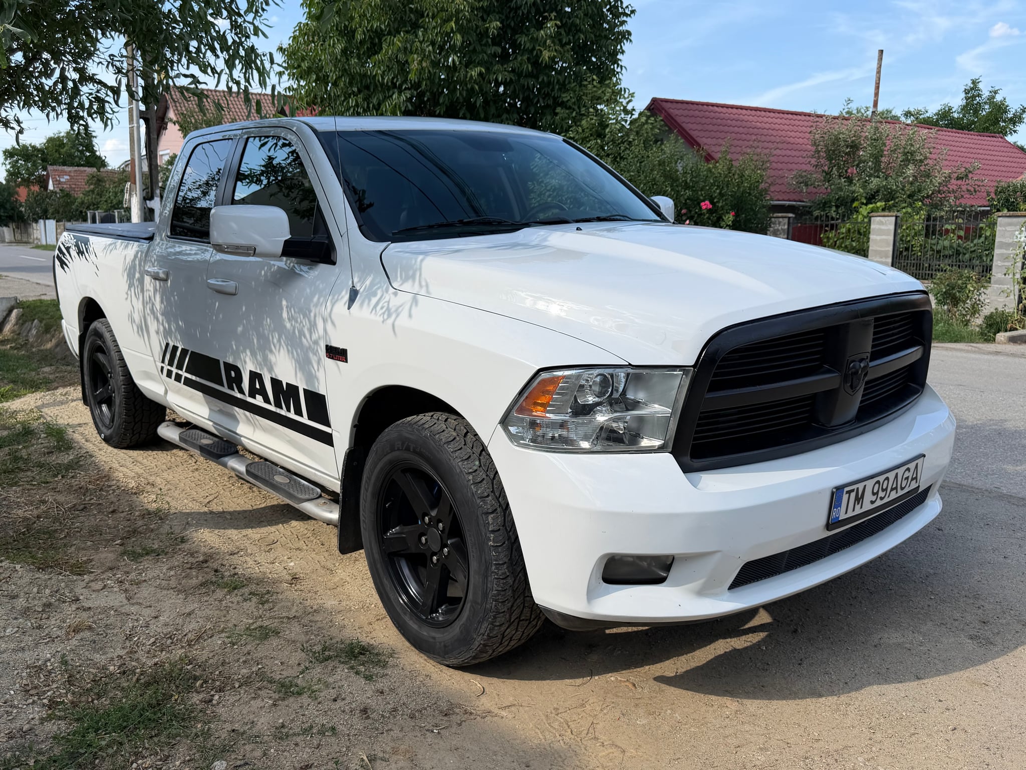DODGE Ram 1500 2012 — imagine 1