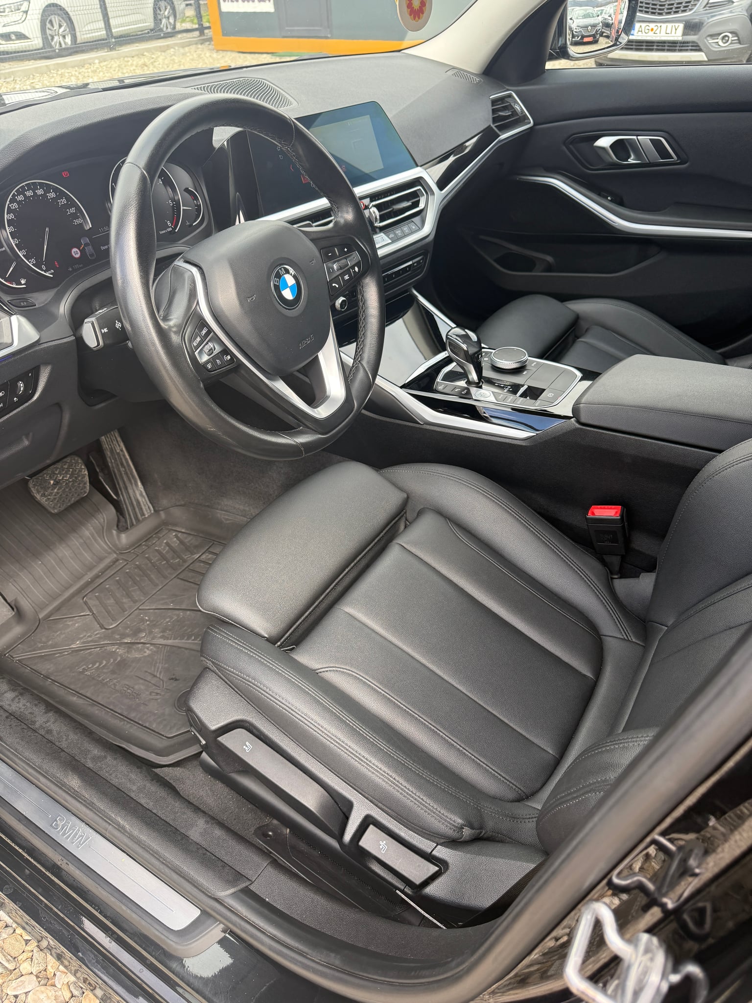BMW Seria 3 2020 — imagine 8