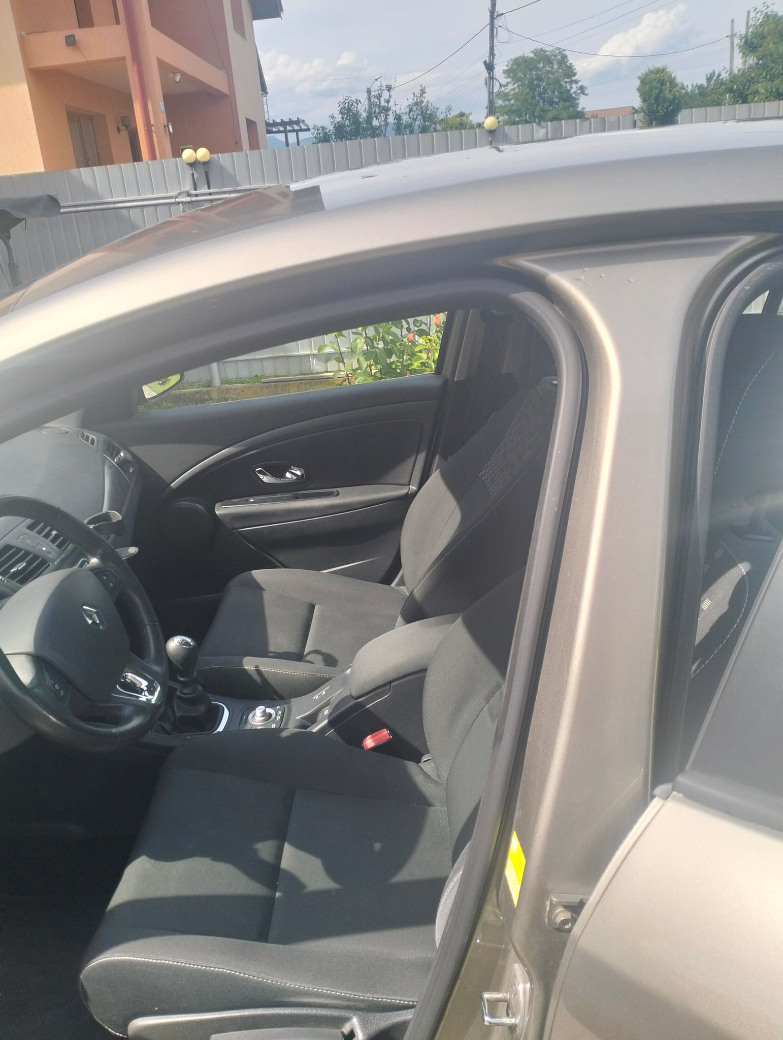 RENAULT Megane 2013 — imagine 12