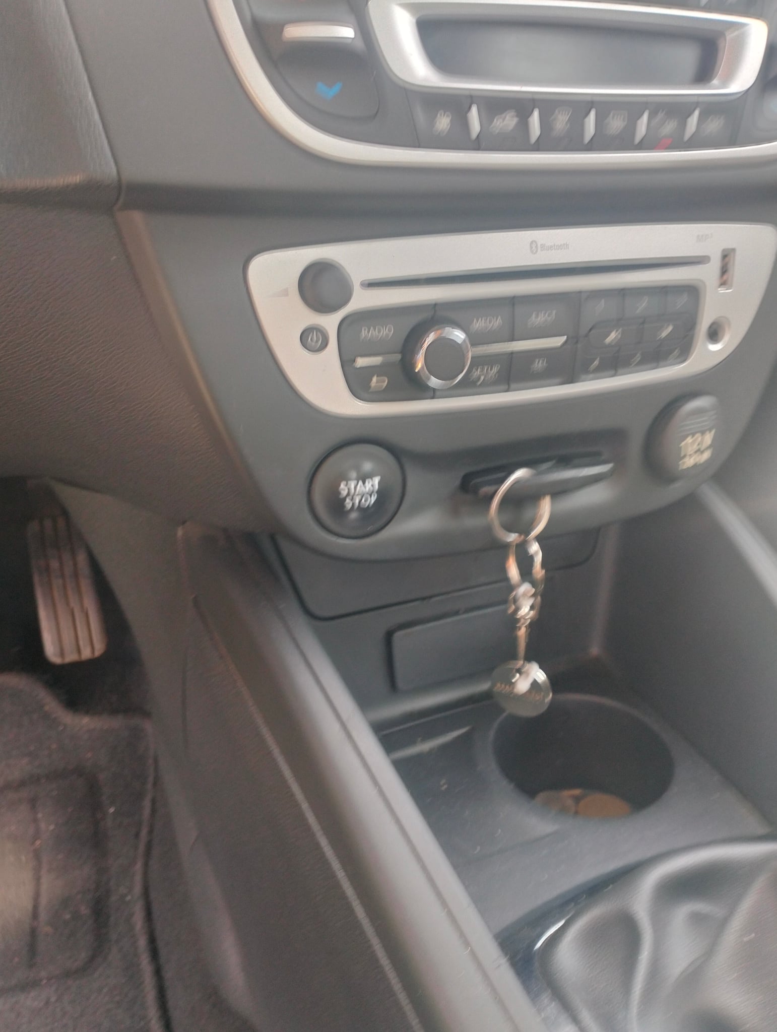 RENAULT Megane 2013 — imagine 14