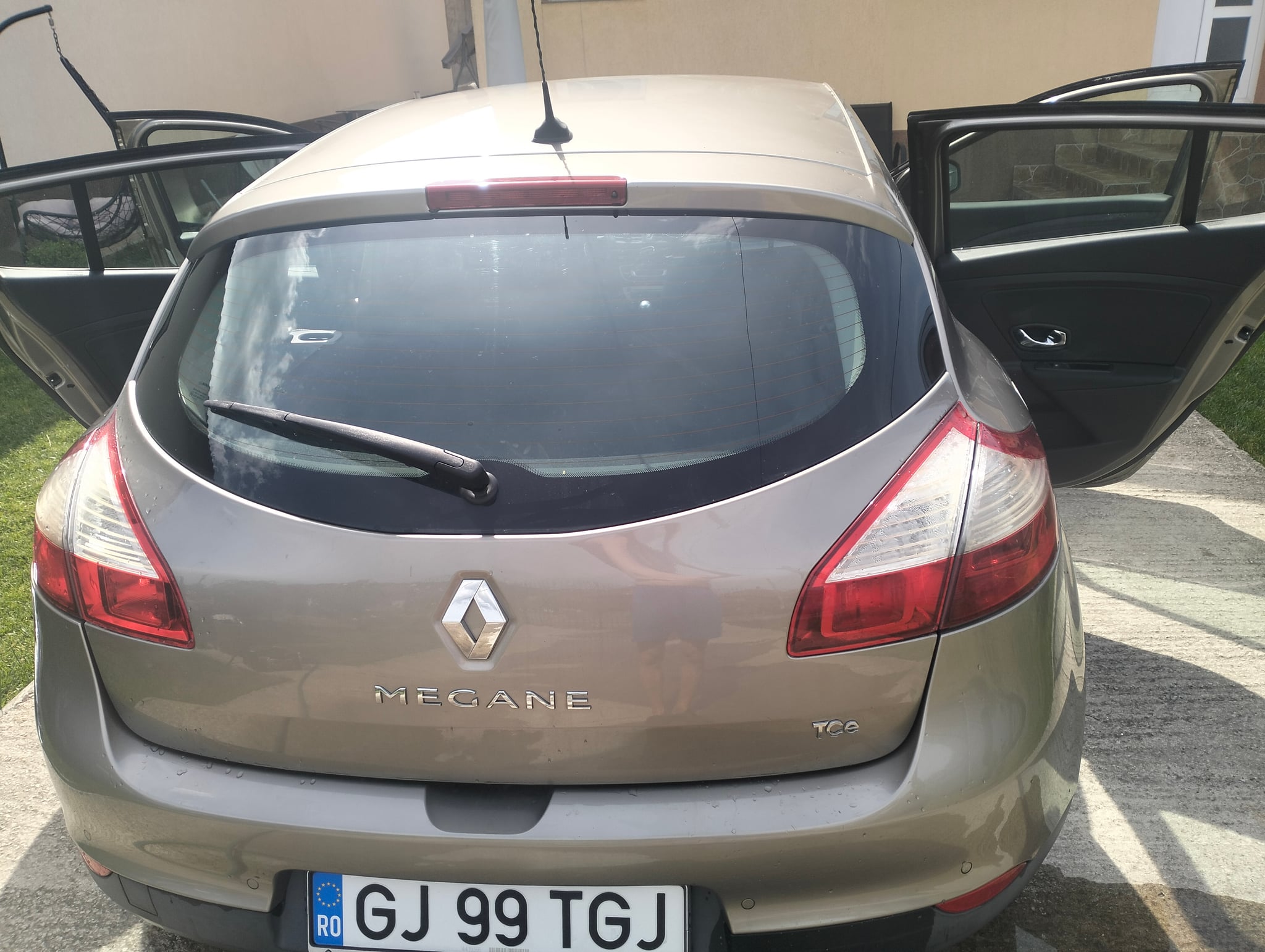 RENAULT Megane 2013 — imagine 3