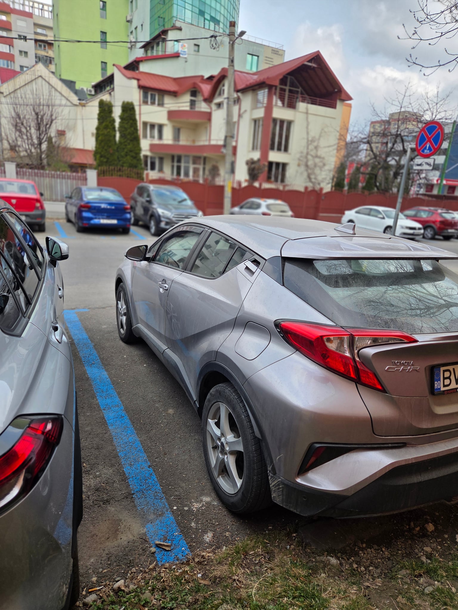 TOYOTA C-HR 2019 — imagine 4