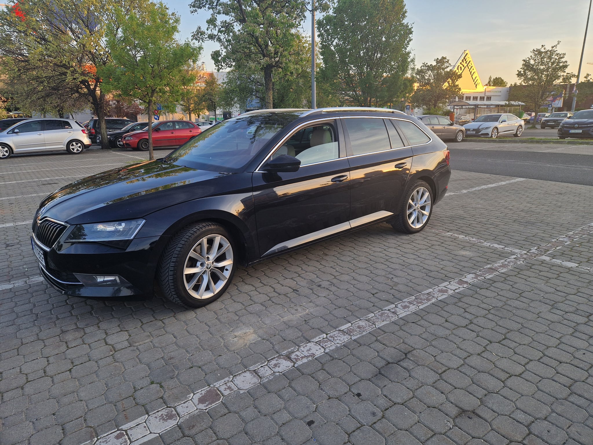 SKODA Superb 2017 — imagine 2