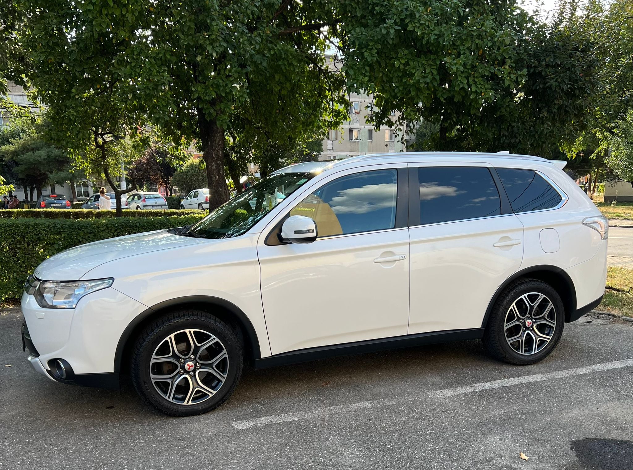 MITSUBISHI Outlander 2014 — imagine 1