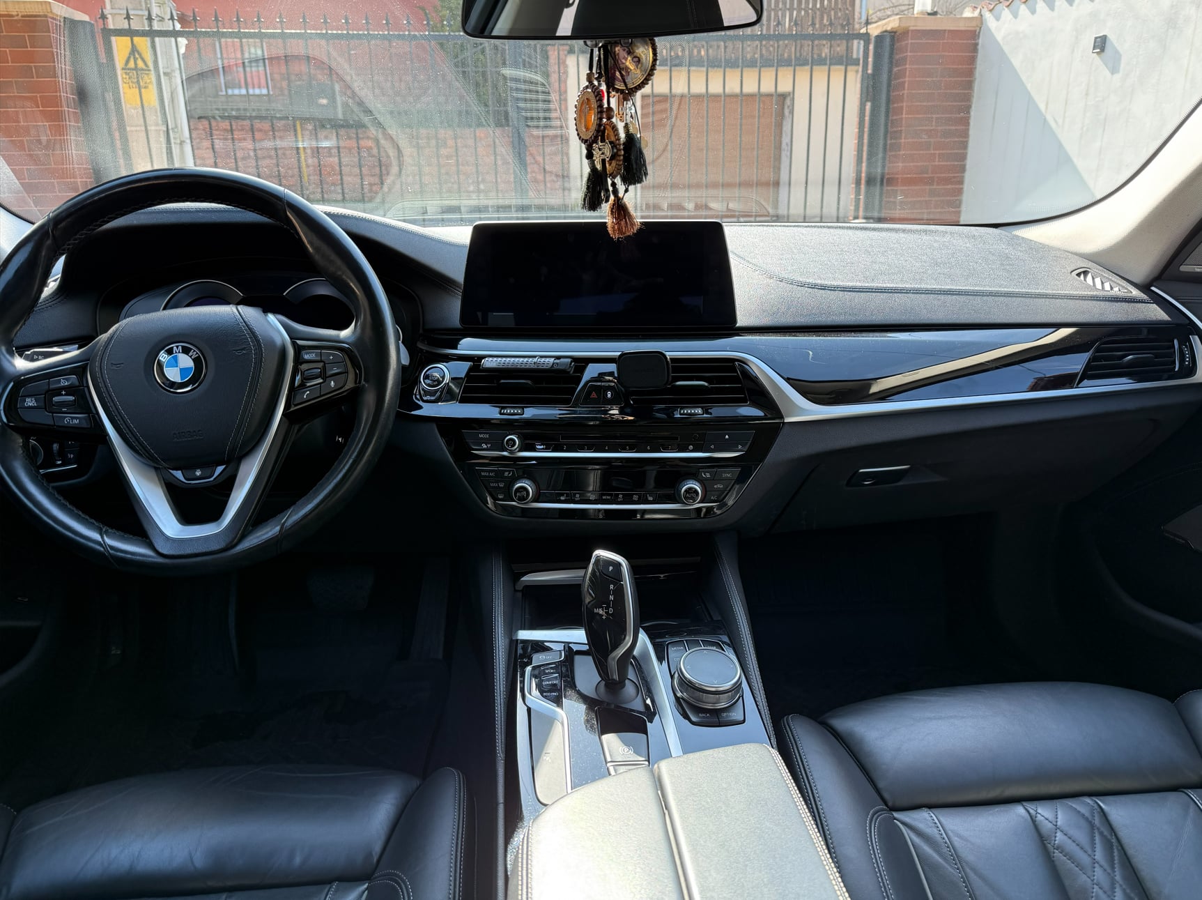 BMW Seria 5 2017 — imagine 9