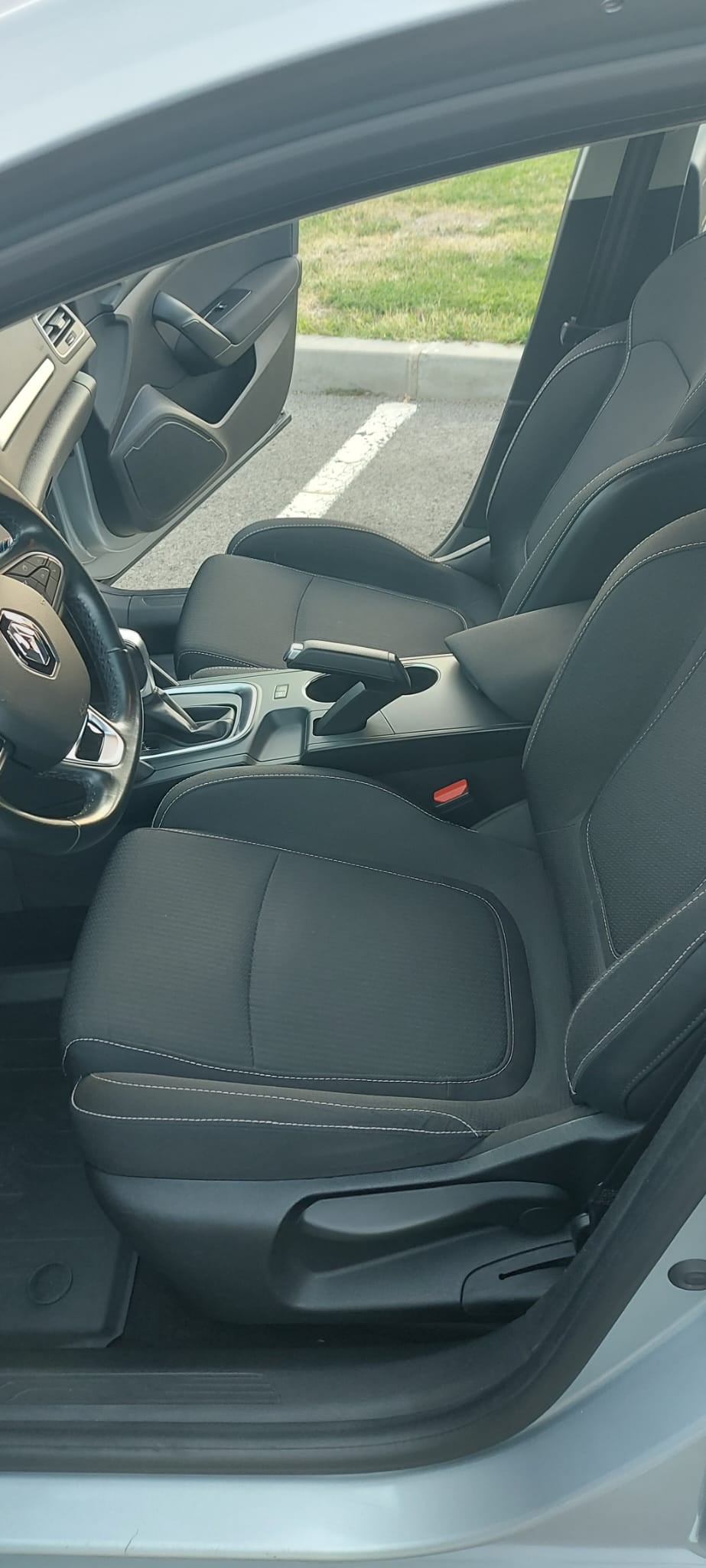 RENAULT Megane 2021 — imagine 13