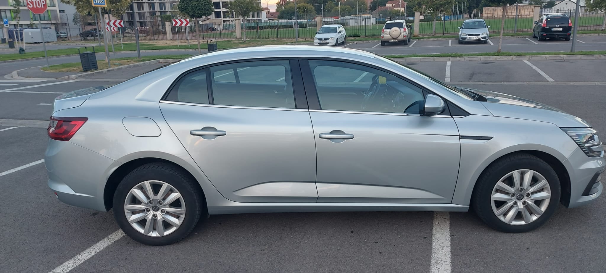 RENAULT Megane 2021 — imagine 12