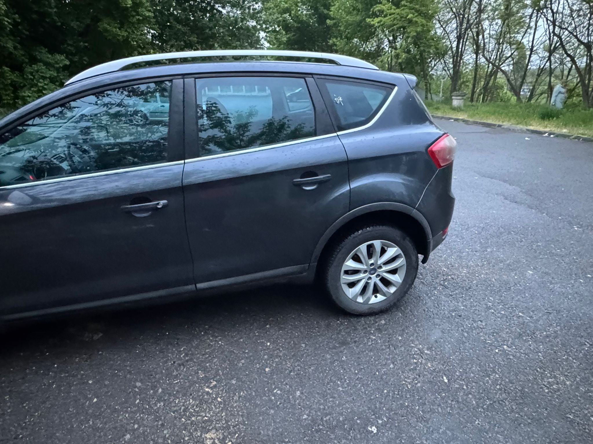 FORD Kuga 2010 — imagine 3
